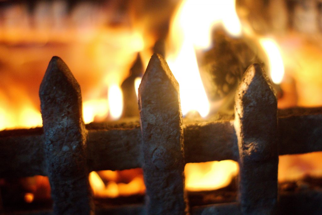I corsi antincendio per rischio medio in azienda per impiegati consapevoli fuori e dentro l'ufficio 3